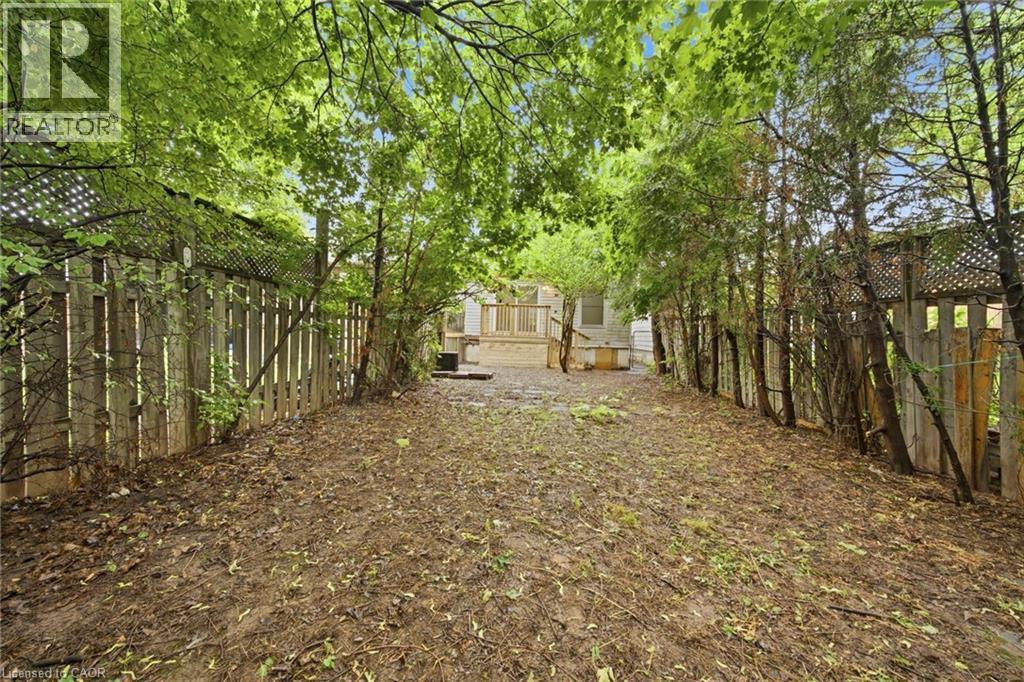 81 Cambridge Avenue, Hamilton, ON - Outdoor
