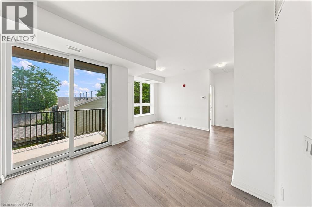 101 Golden Eagle Road Unit# 215, Waterloo, ON - Indoor Photo Showing Other Room
