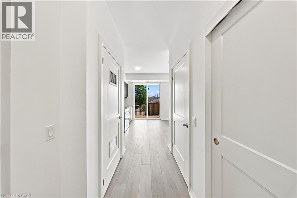 101 Golden Eagle Road Unit# 215, Waterloo, ON - Indoor Photo Showing Other Room