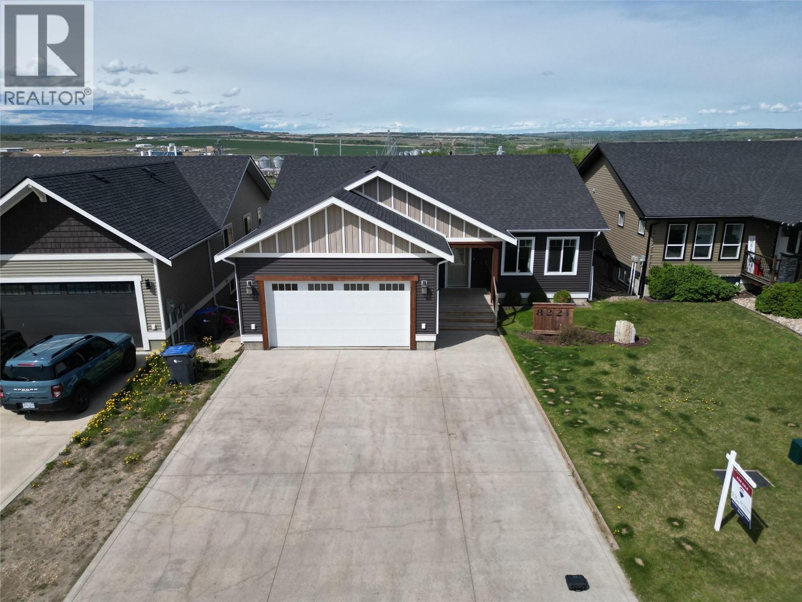8221 19A Street, Dawson Creek, BC - Outdoor