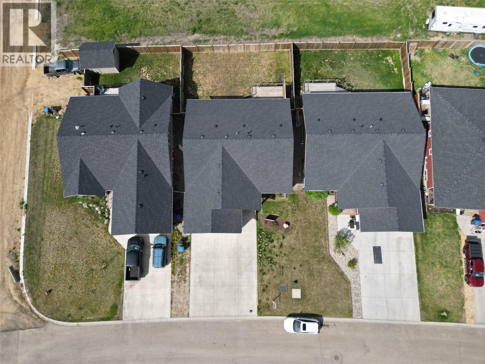 8221 19A Street, Dawson Creek, BC - Outdoor