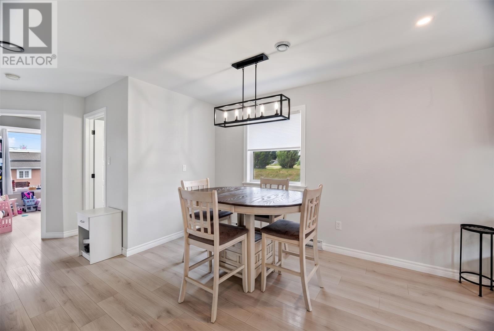 7 Sunset Drive, Holyrood, NL - Indoor Photo Showing Dining Room