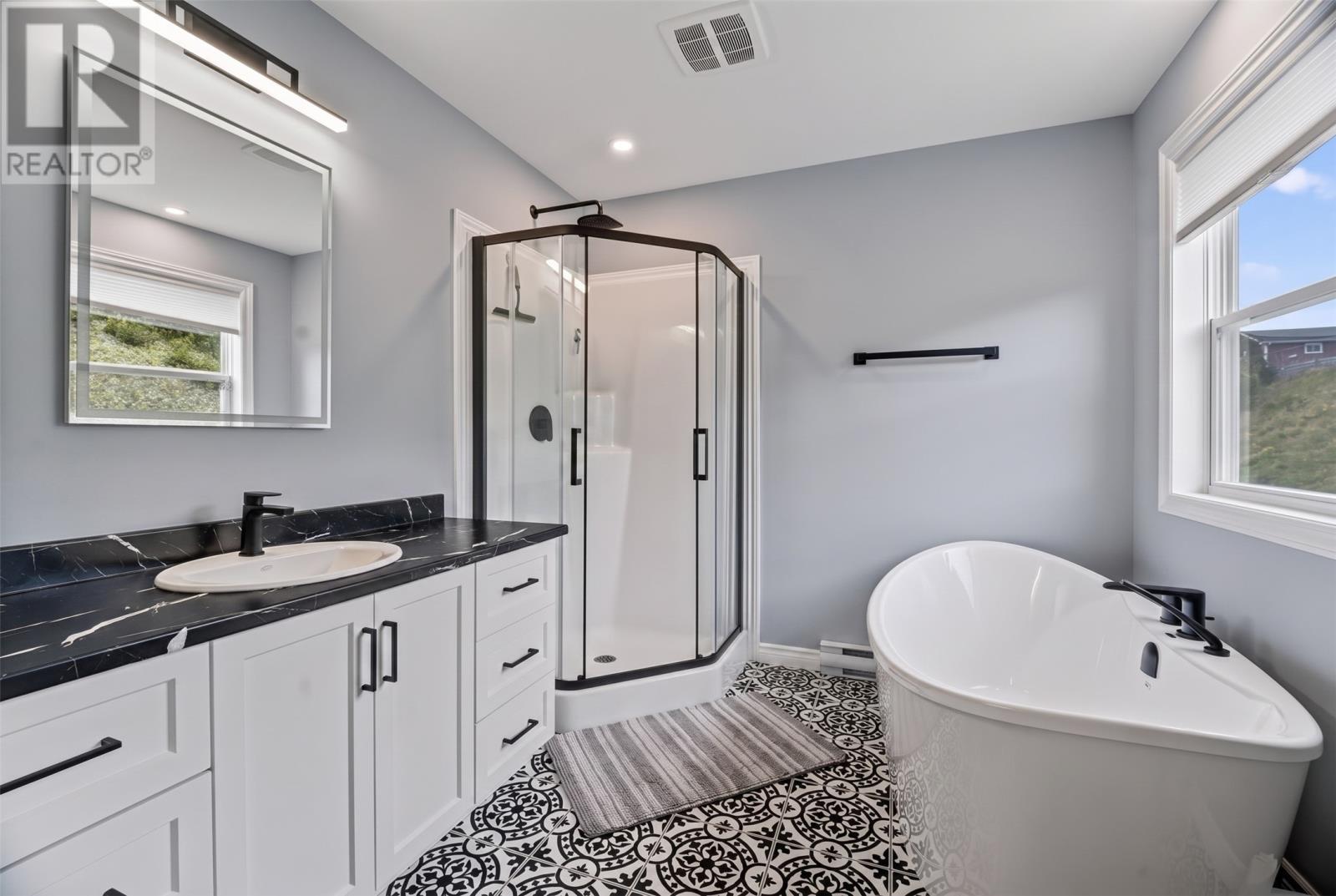 7 Sunset Drive, Holyrood, NL - Indoor Photo Showing Bathroom