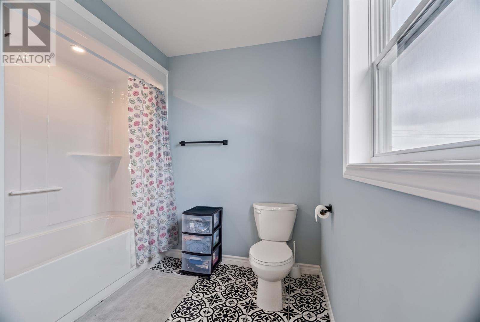 7 Sunset Drive, Holyrood, NL - Indoor Photo Showing Bathroom