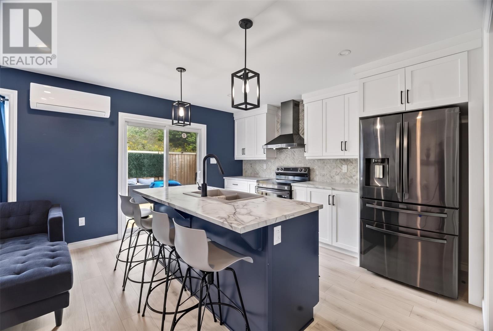7 Sunset Drive, Holyrood, NL - Indoor Photo Showing Kitchen With Stainless Steel Kitchen With Upgraded Kitchen