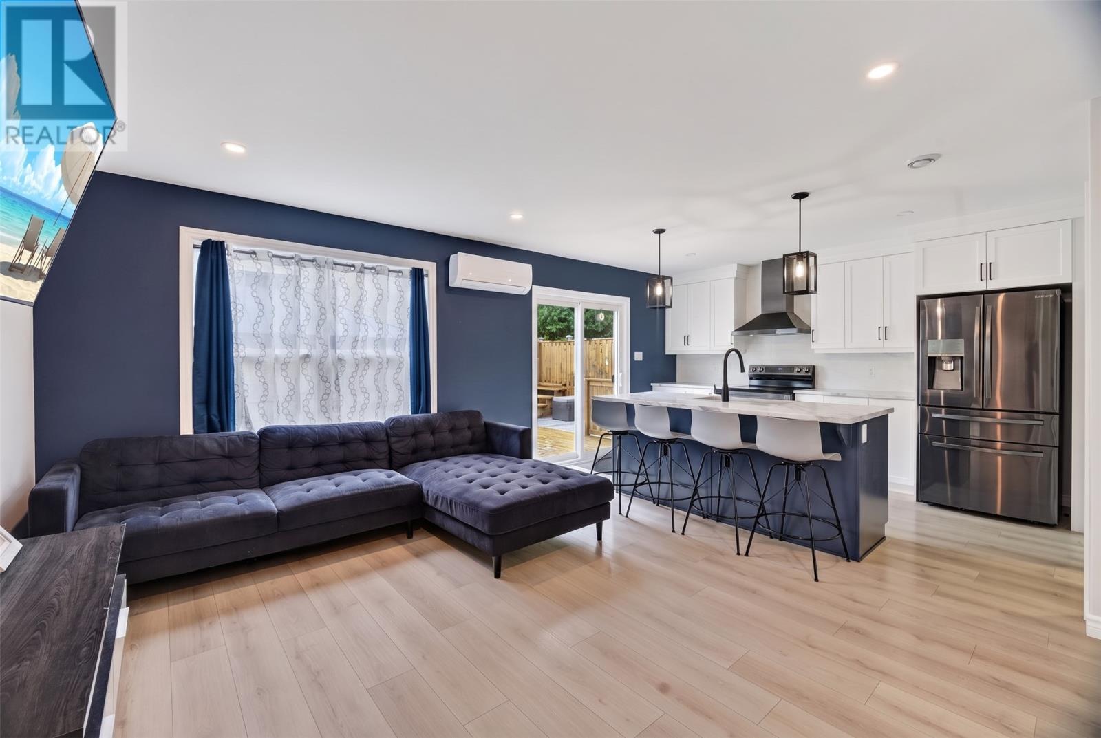 7 Sunset Drive, Holyrood, NL - Indoor