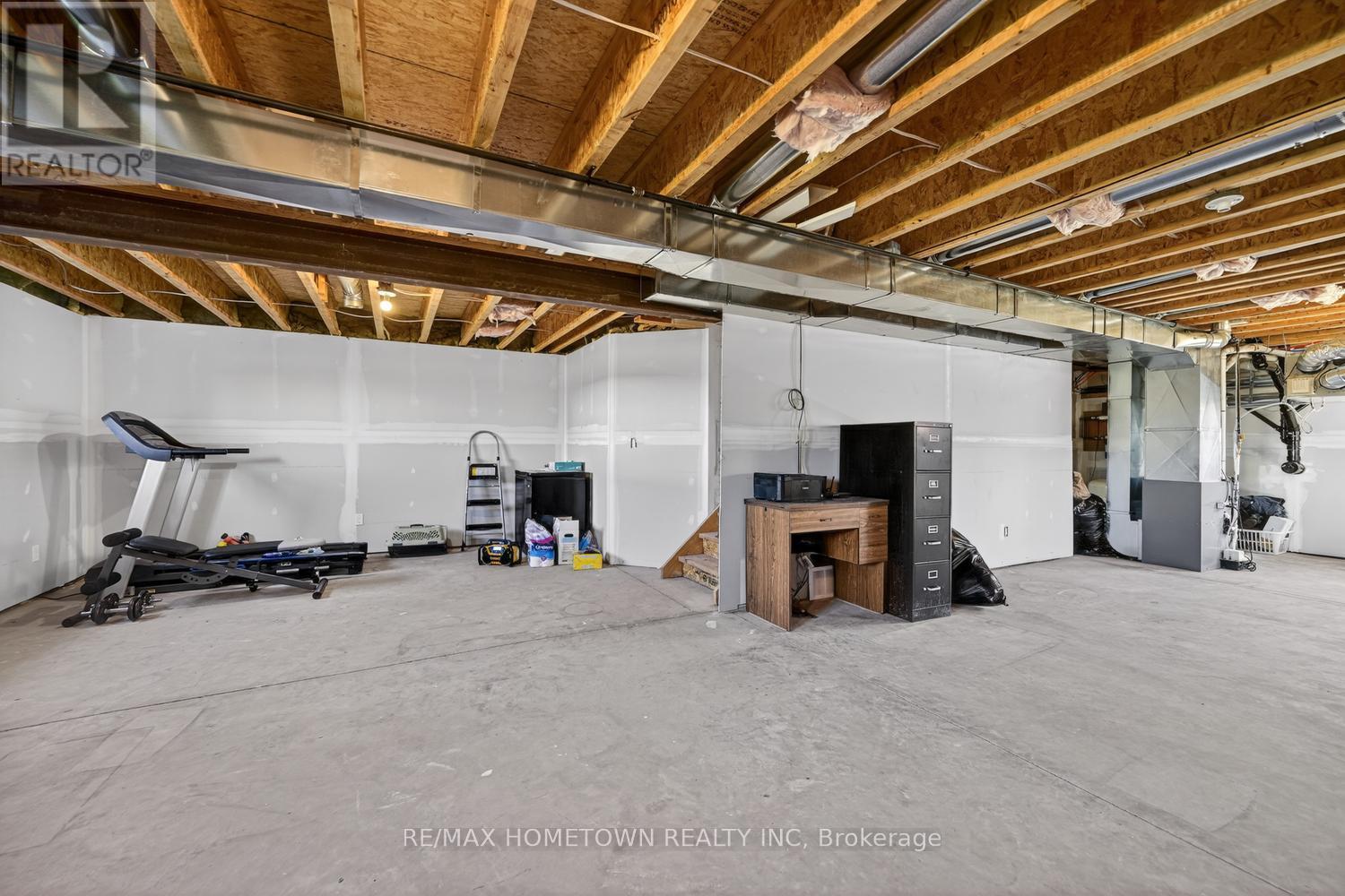 7208 Stevenson Road, Elizabethtown-Kitley, ON - Indoor Photo Showing Basement
