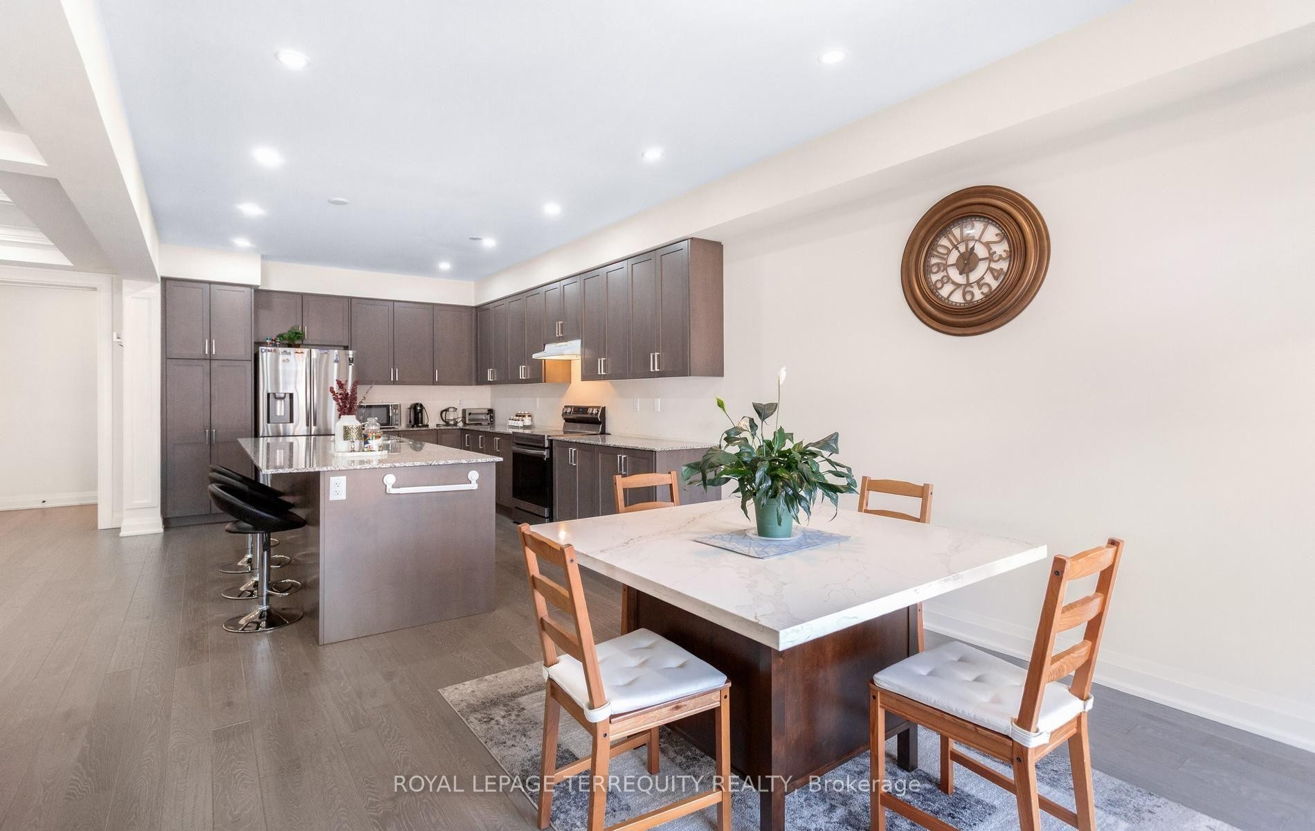 242 Factor Street, Vaughan, ON - Indoor