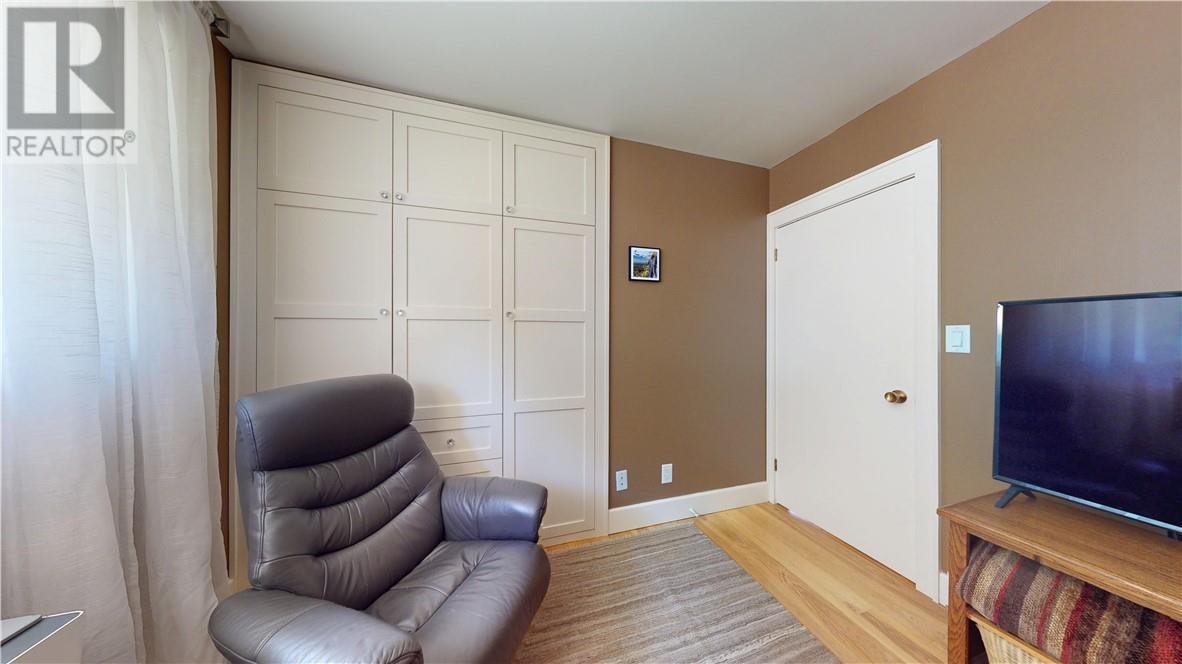 8 Mcquarrie Blvd., Gore Bay, ON - Indoor Photo Showing Other Room