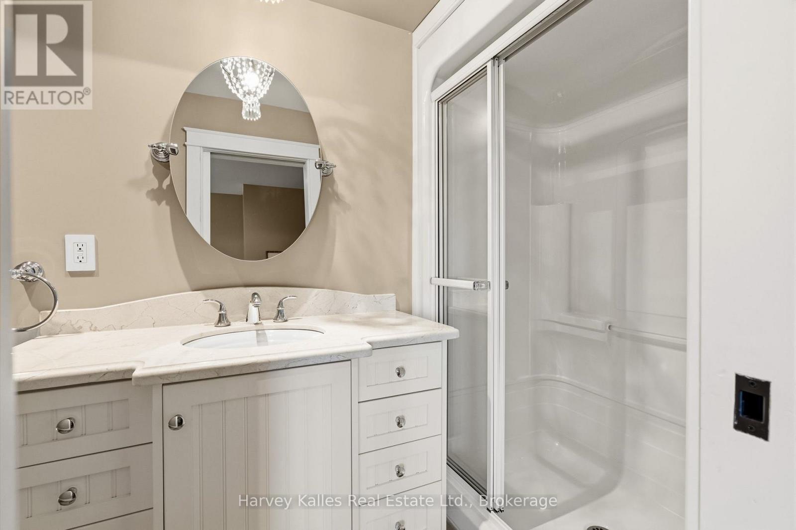 161 Town Line Road E, Huntsville (Chaffey), ON - Indoor Photo Showing Bathroom