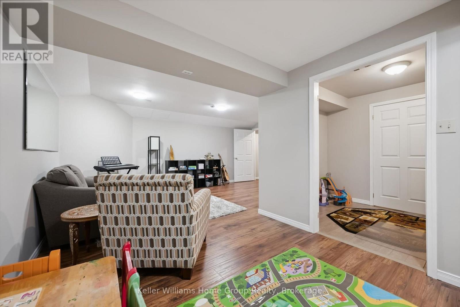 395 Strathallan Street, Centre Wellington (Fergus), ON - Indoor