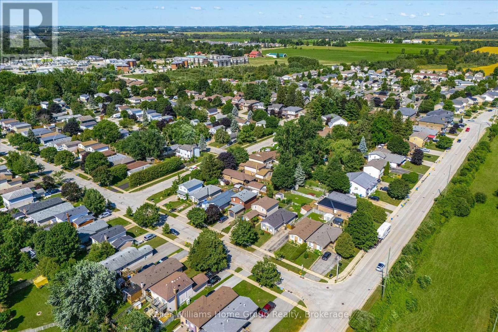 395 Strathallan Street, Centre Wellington (Fergus), ON - Outdoor With View