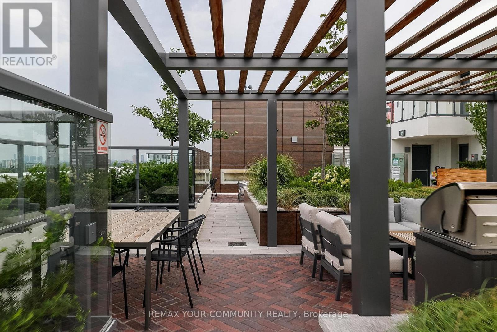 208 - 280 Howland Avenue, Toronto, ON -