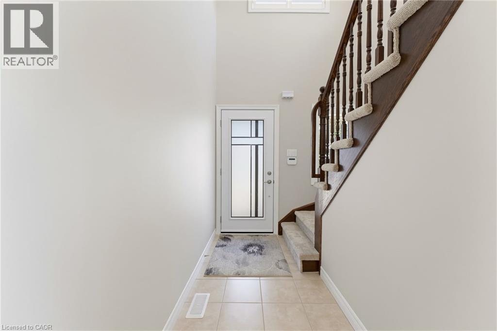 314 Brigadoon Drive, Hamilton, ON - Indoor Photo Showing Other Room