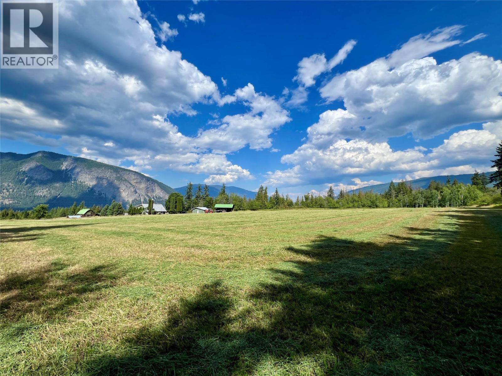 6350 Lakeshore Drive Ne, Salmon Arm, BC - Outdoor With View