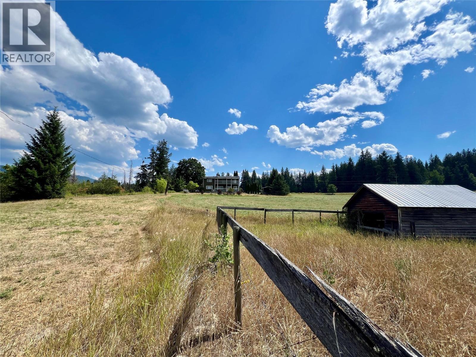 6350 Lakeshore Drive Ne, Salmon Arm, BC - Outdoor With View