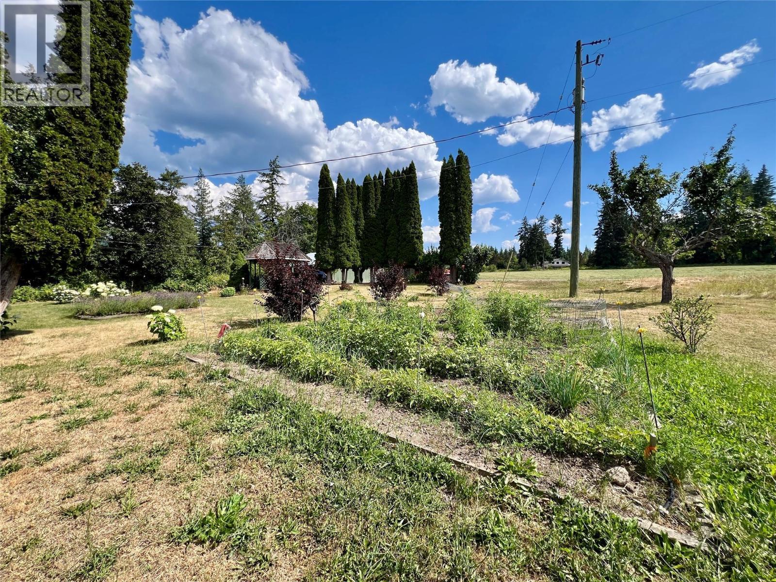 6350 Lakeshore Drive Ne, Salmon Arm, BC - Outdoor With View