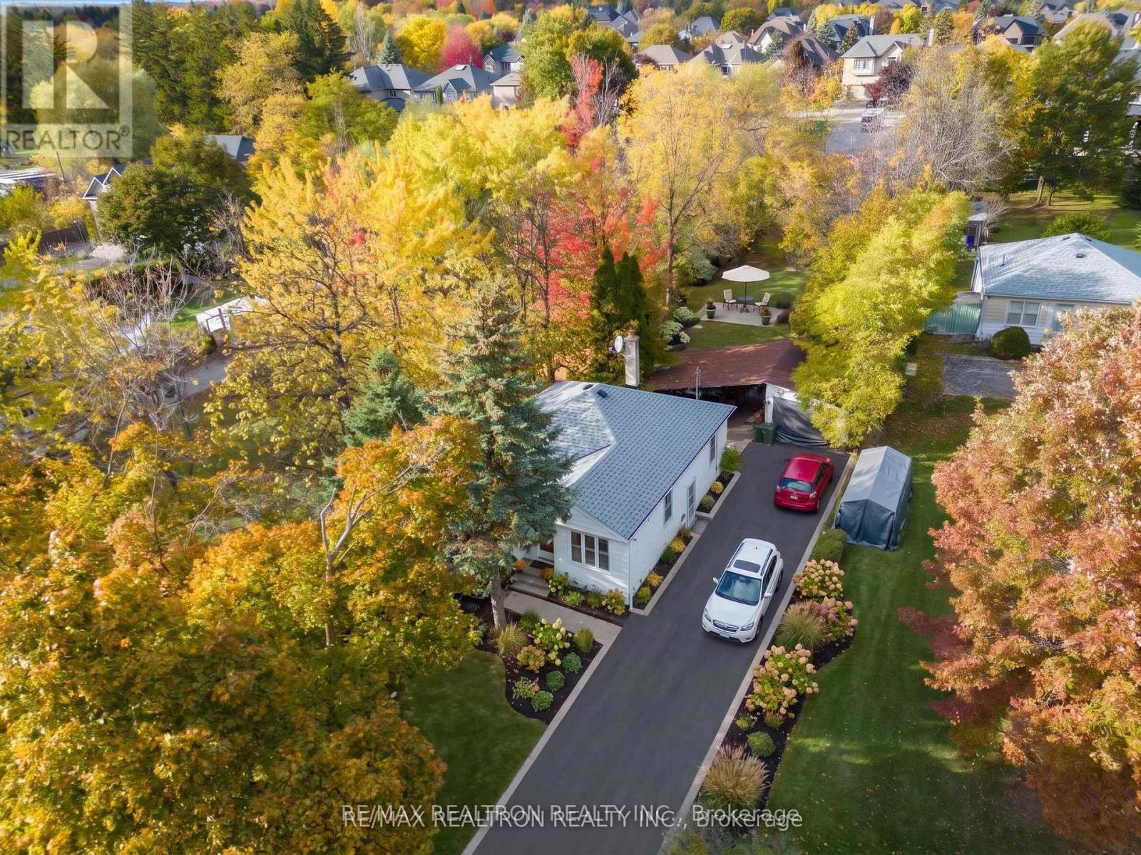 162 Weldrick Road W, Richmond Hill, ON - Outdoor With View