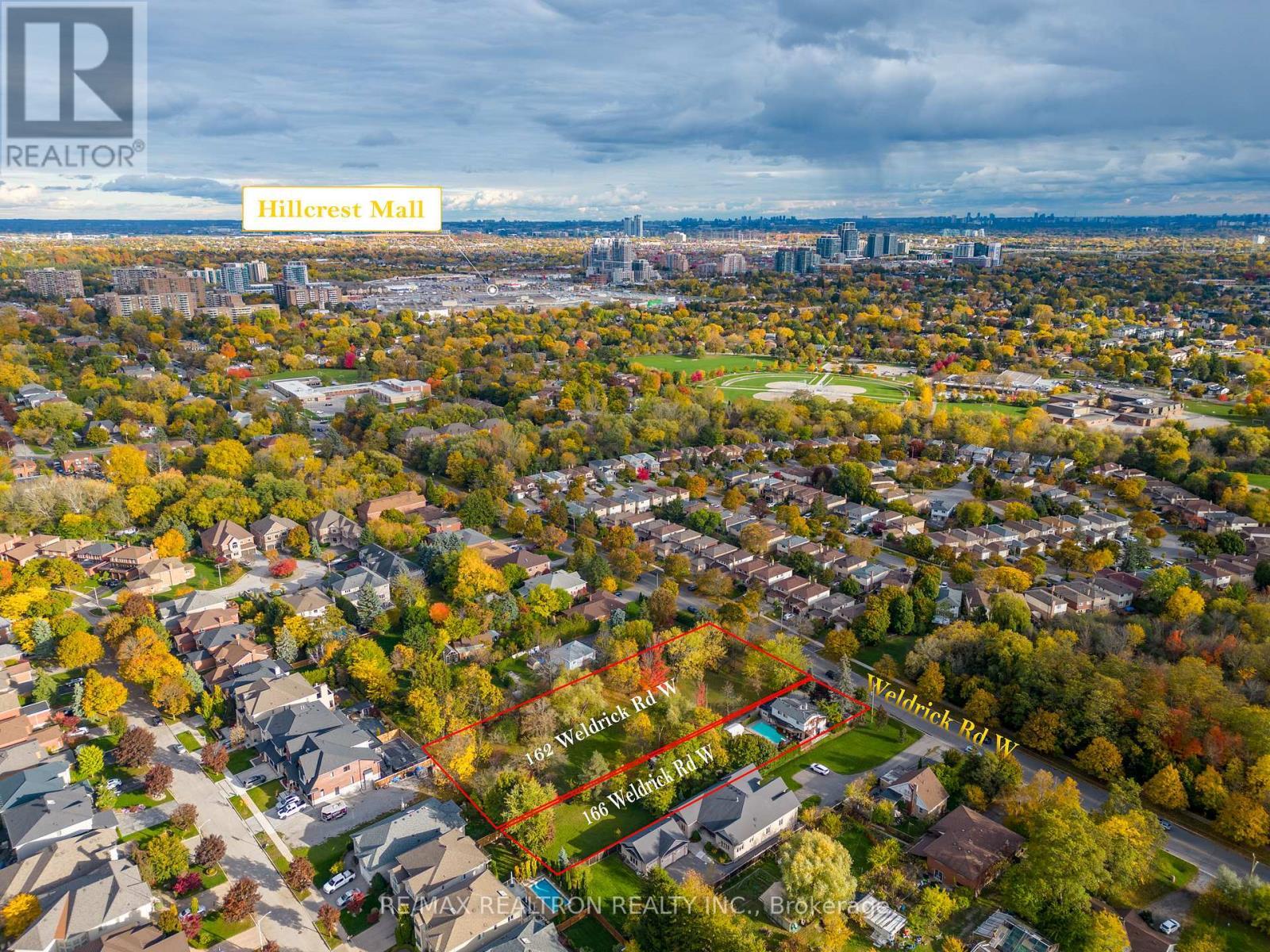 162 Weldrick Road W, Richmond Hill, ON - Outdoor With View