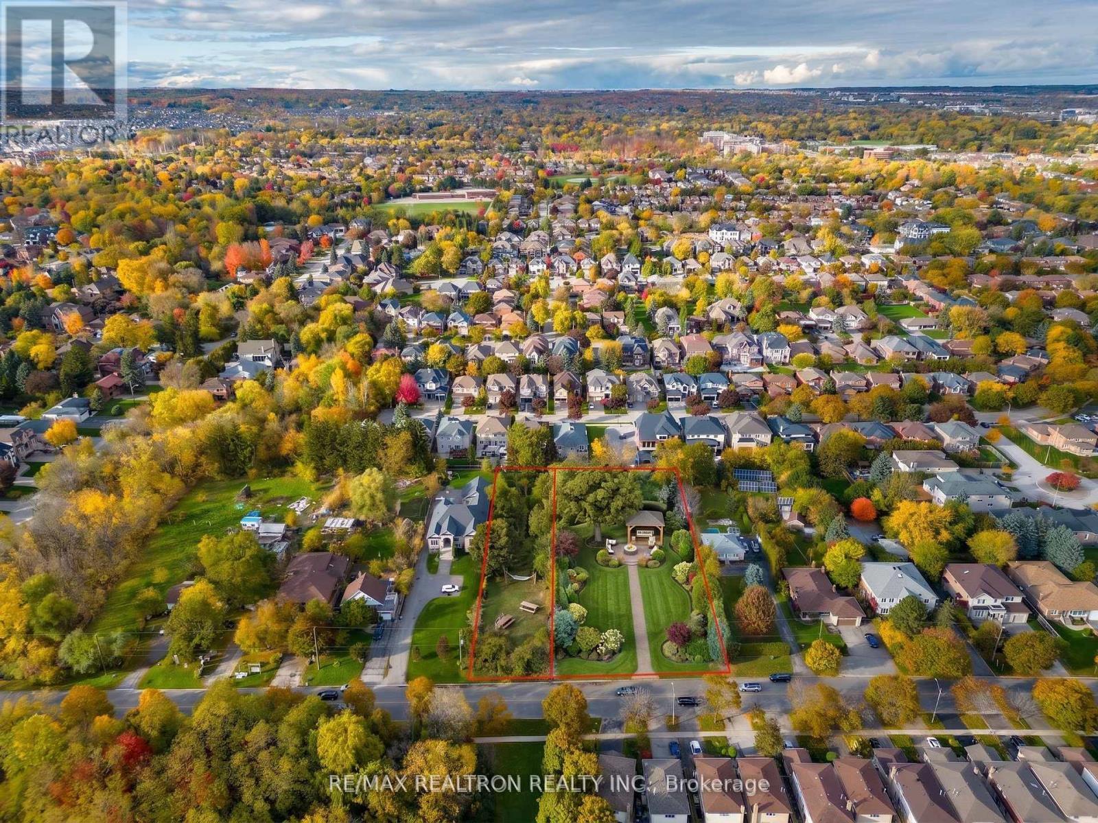 162 Weldrick Road W, Richmond Hill, ON - Outdoor With View