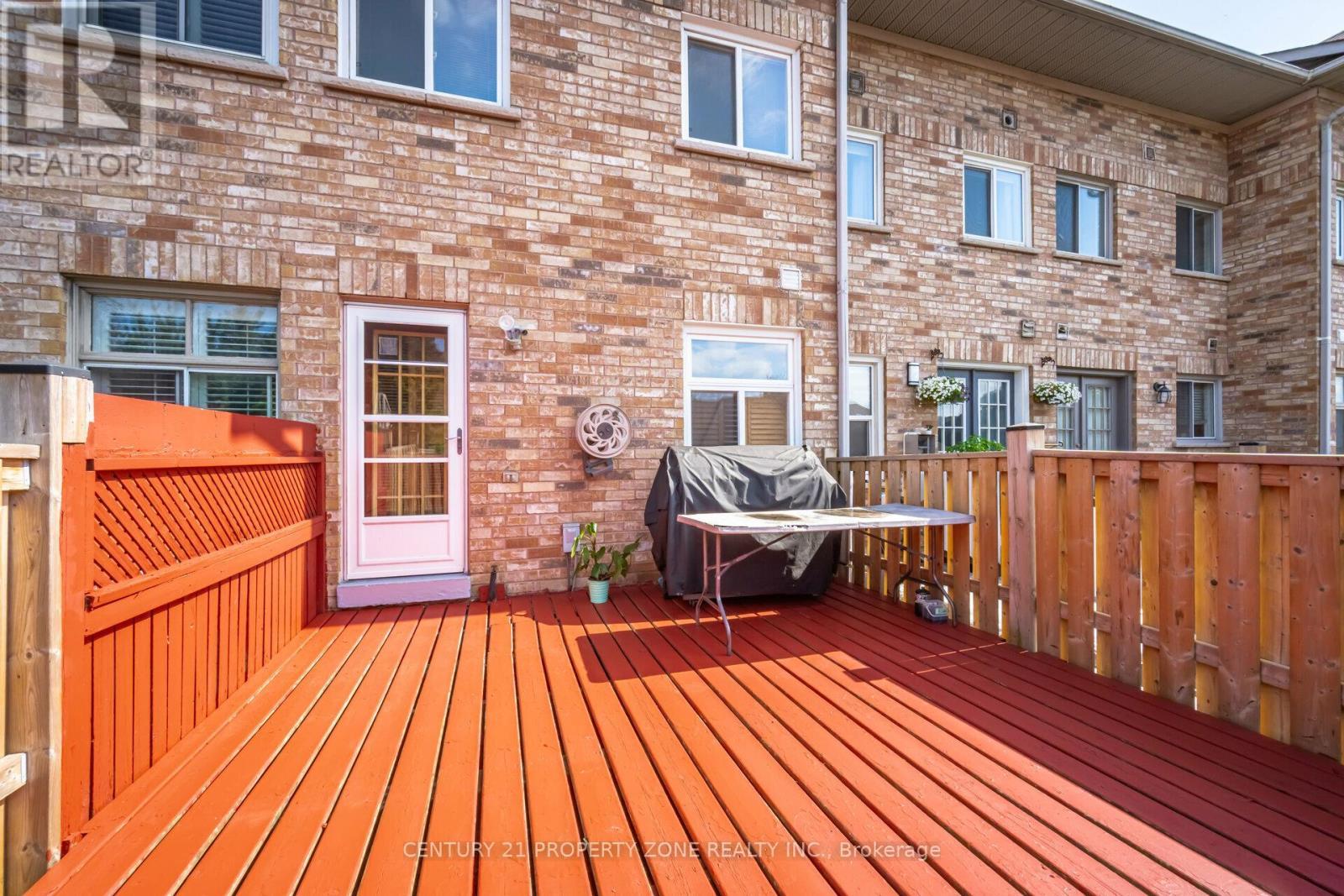 Deck with Natural Gas Line - 86 Rory Road, Toronto, ON - Outdoor With Exterior