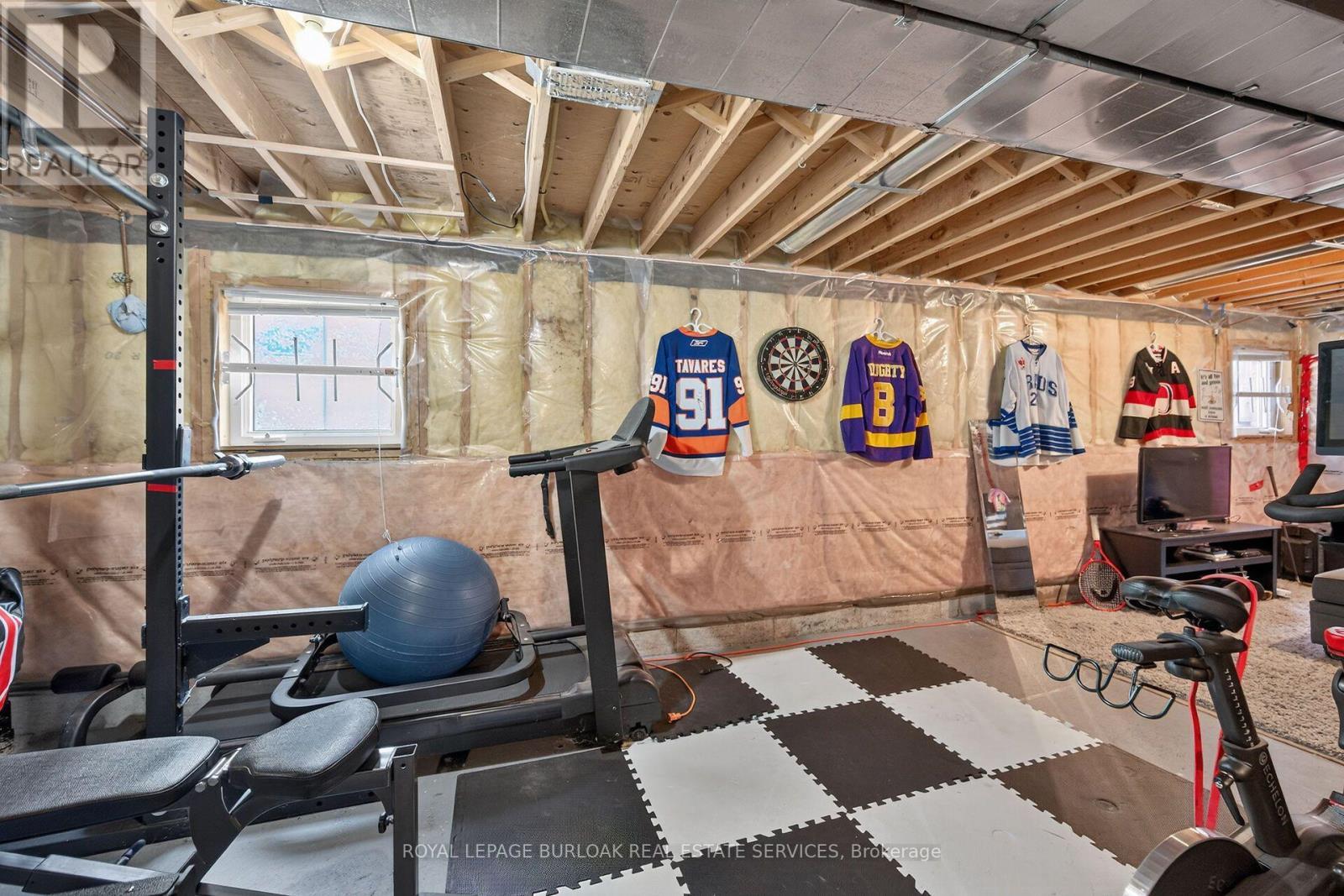 5660 Rosaline Road, Burlington, ON - Indoor Photo Showing Basement