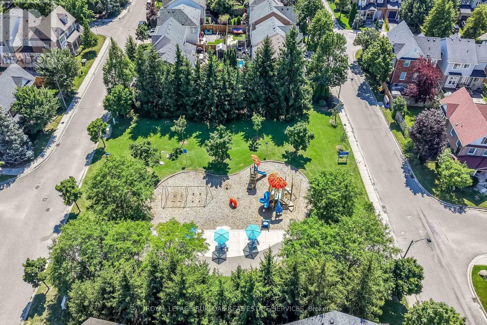 5660 Rosaline Road, Burlington, ON - Outdoor With View