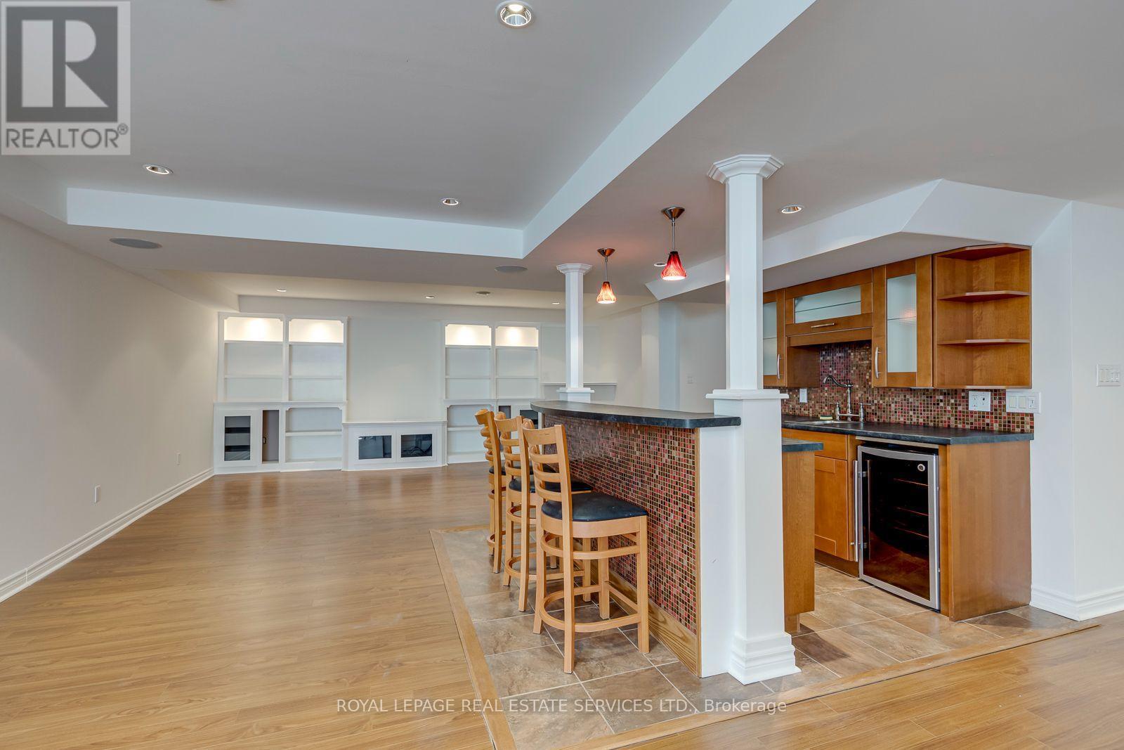 2116 Blackforest Crescent, Oakville, ON - Indoor