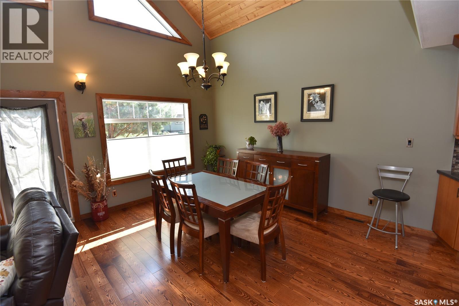 308 Park Drive, Tobin Lake, SK - Indoor Photo Showing Dining Room