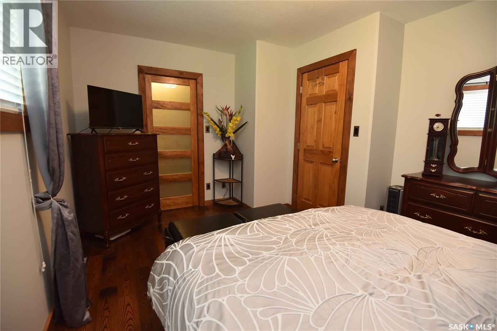 308 Park Drive, Tobin Lake, SK - Indoor Photo Showing Bedroom
