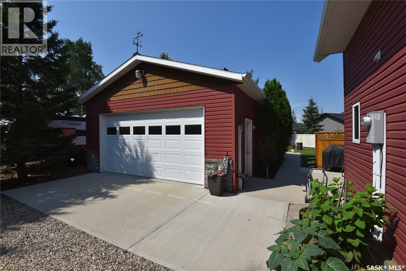 308 Park Drive, Tobin Lake, SK - Outdoor With Exterior