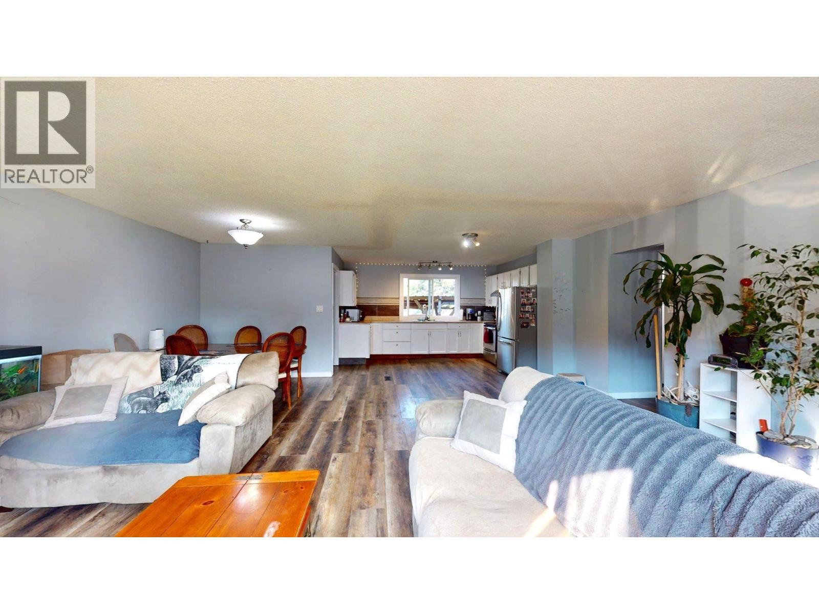 2405 Arbutus Street, Elkford, BC - Indoor