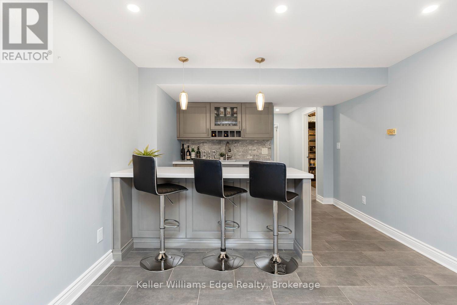 3389 Palmer Drive, Burlington (Palmer), ON - Indoor Photo Showing Other Room