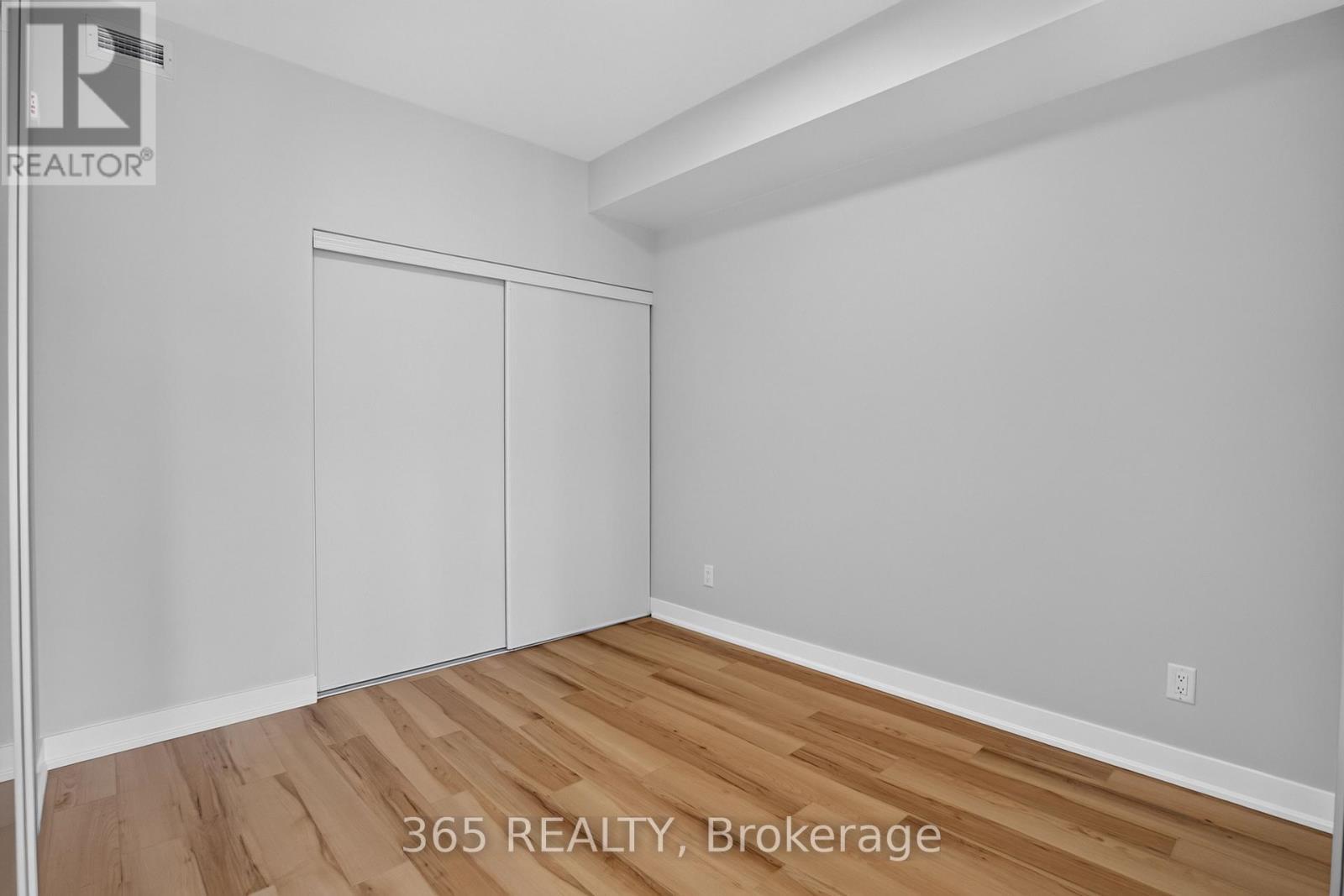 405 - 90 Glen Everest Road, Toronto, ON - Indoor Photo Showing Other Room