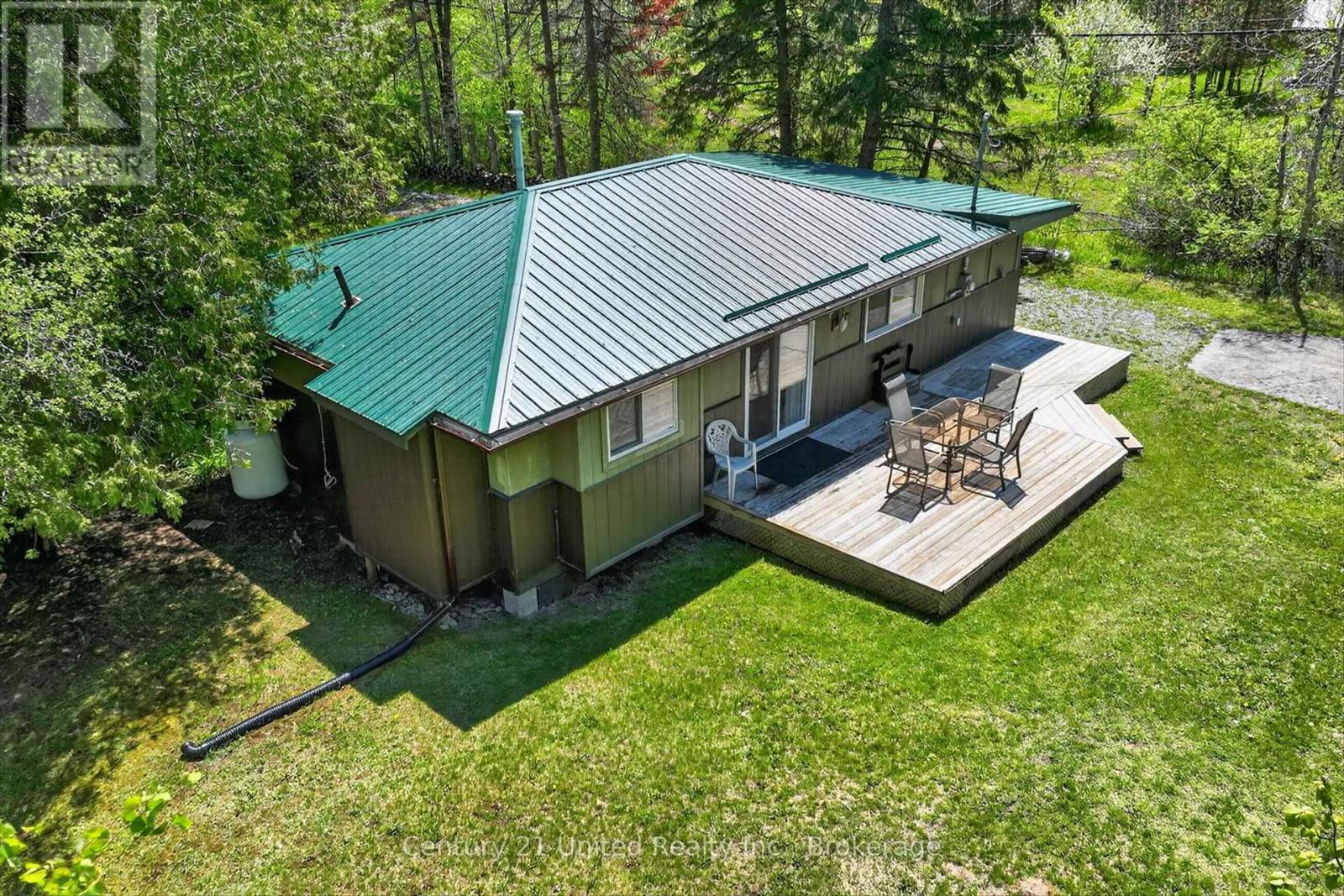 98 Lakeview Cottage Road, Kawartha Lakes (Bexley), ON - Outdoor