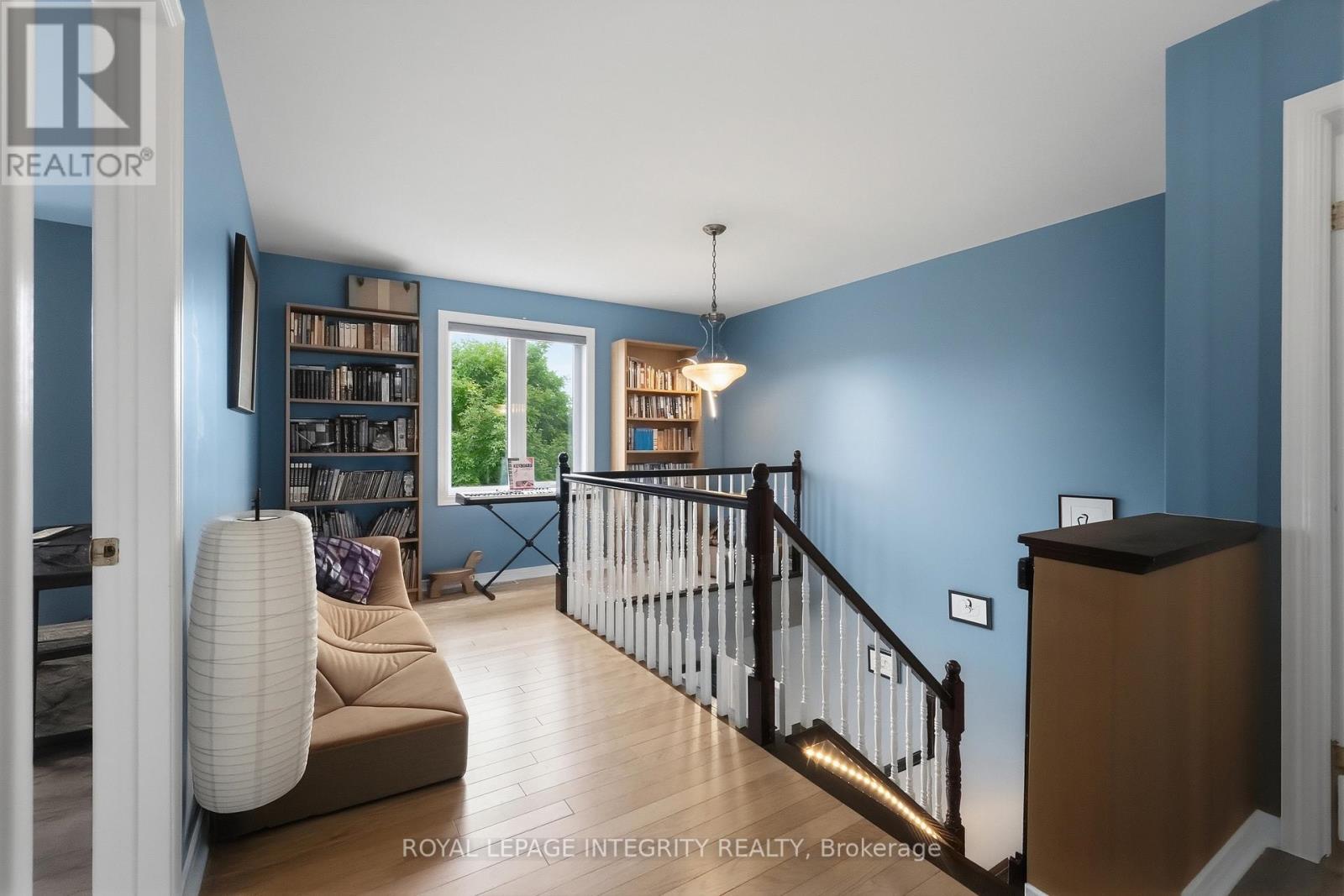 281 Frome Street, Ottawa, ON - Indoor Photo Showing Other Room