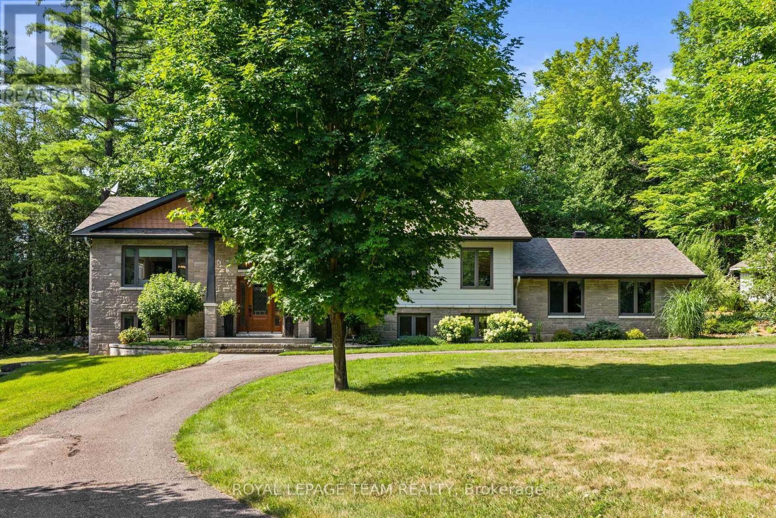 5 Peggs Lane, Mcnab/Braeside, ON - Outdoor