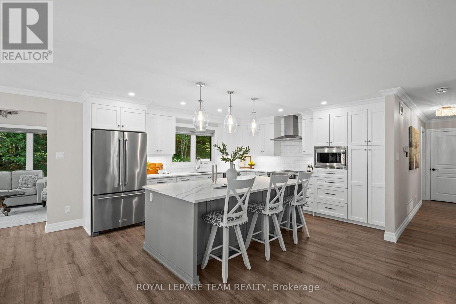 5 Peggs Lane, Mcnab/Braeside, ON - Indoor Photo Showing Kitchen With Stainless Steel Kitchen With Upgraded Kitchen