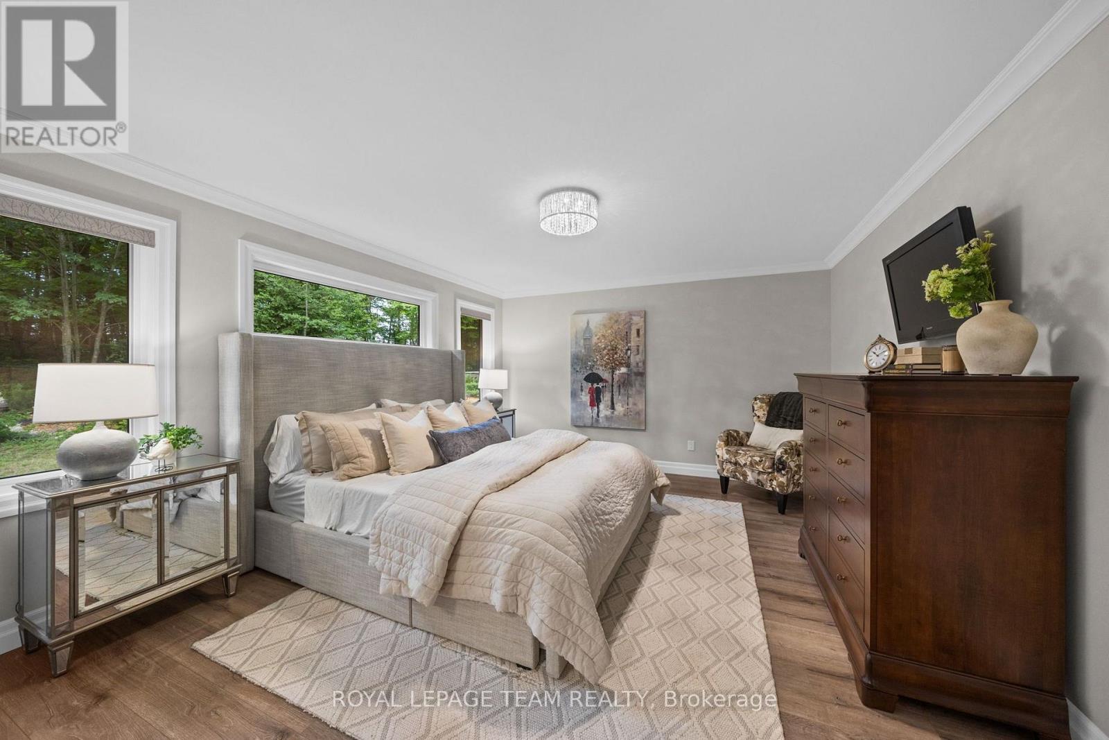 5 Peggs Lane, Mcnab/Braeside, ON - Indoor Photo Showing Bedroom