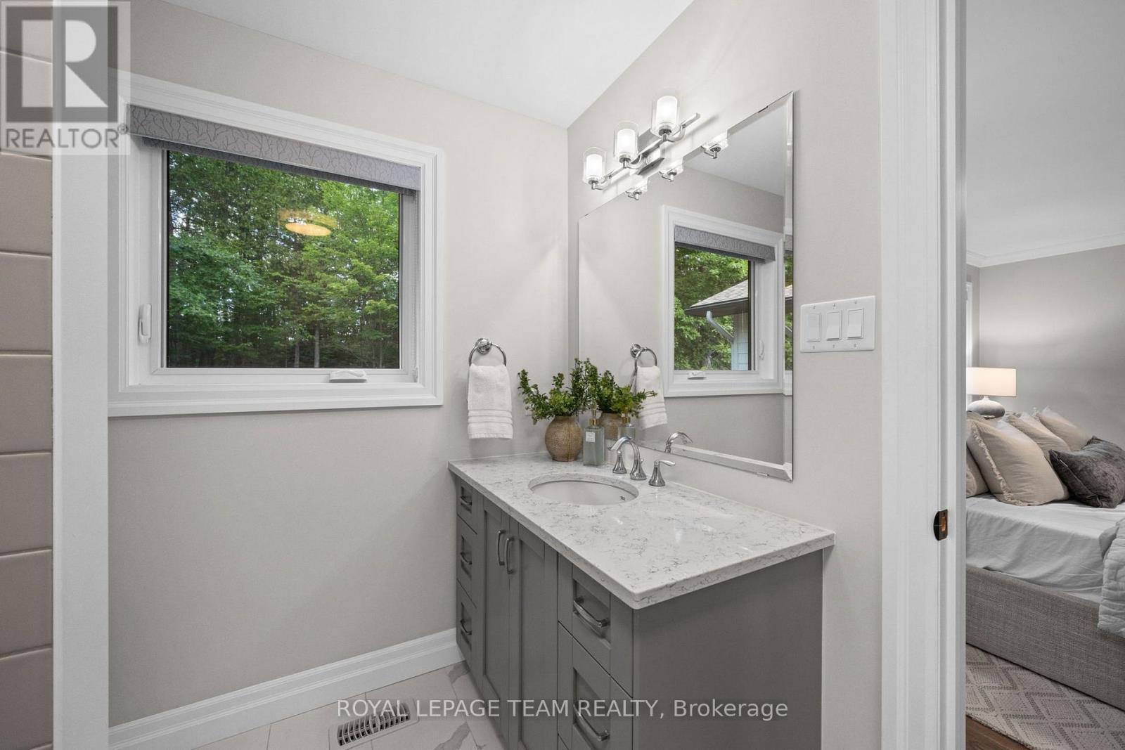 5 Peggs Lane, Mcnab/Braeside, ON - Indoor Photo Showing Bathroom