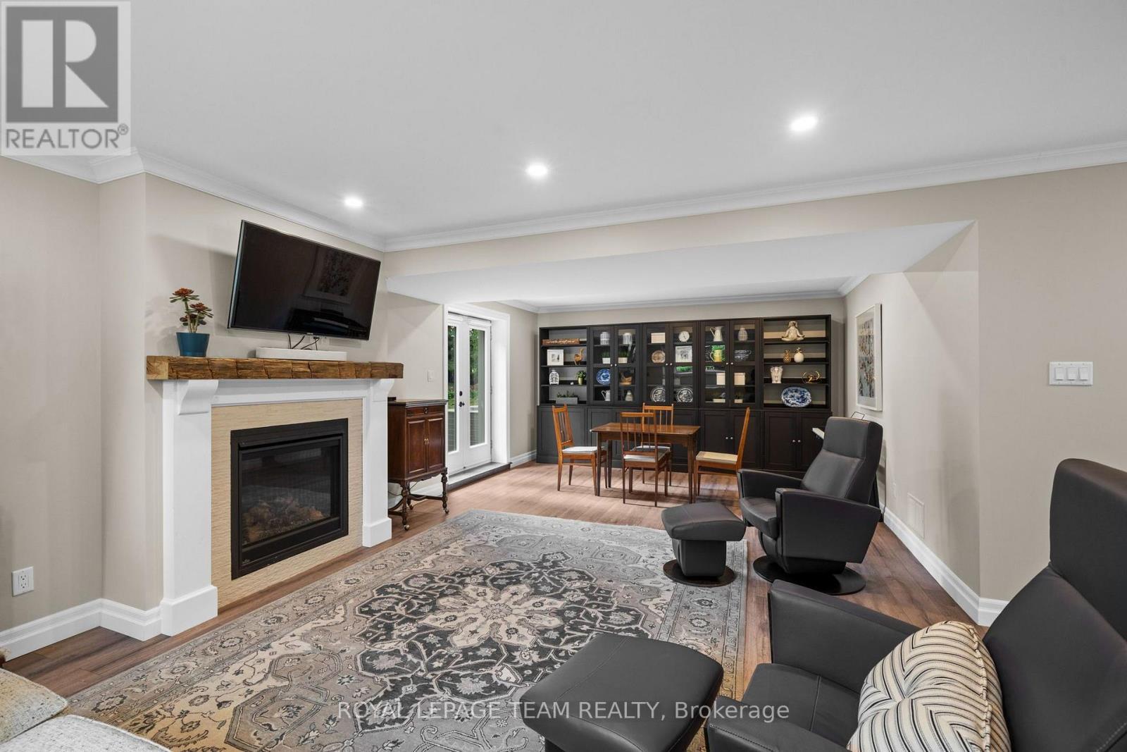 5 Peggs Lane, Mcnab/Braeside, ON - Indoor Photo Showing Living Room With Fireplace