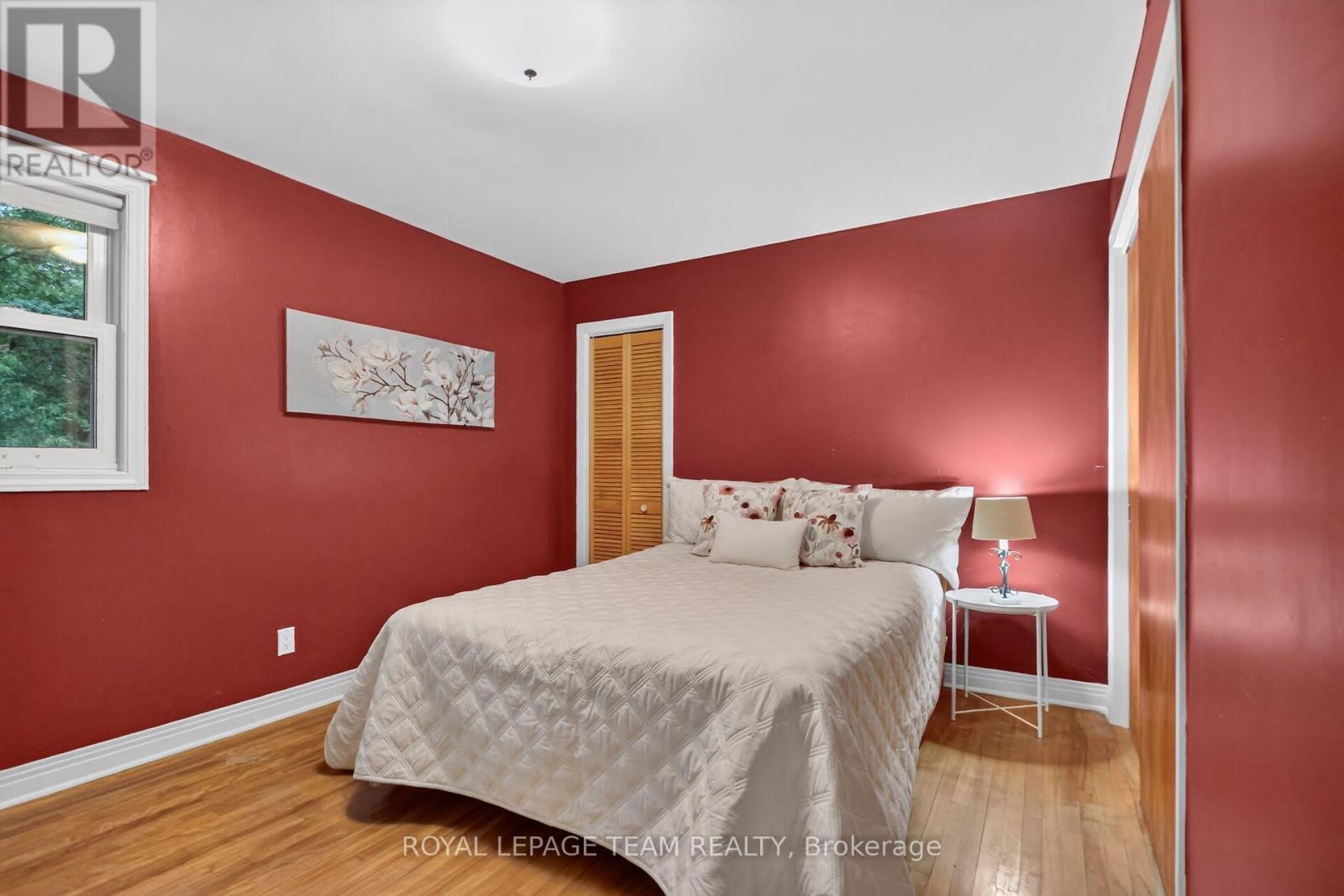 1003 St. Peter Street, Ottawa, ON - Indoor Photo Showing Bedroom