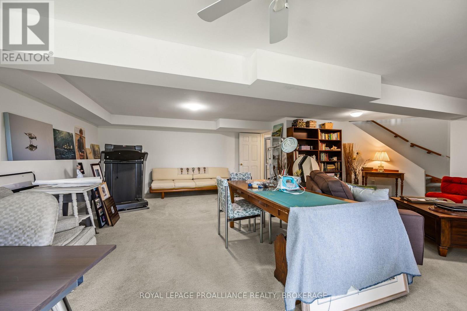 3570 Desert Lake Road, Frontenac (Frontenac South), ON - Indoor