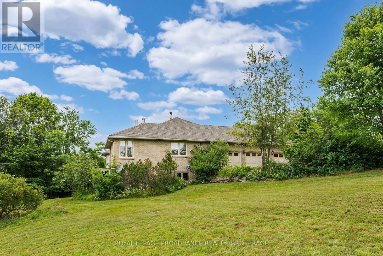 3570 Desert Lake Road, Frontenac (Frontenac South), ON - Outdoor