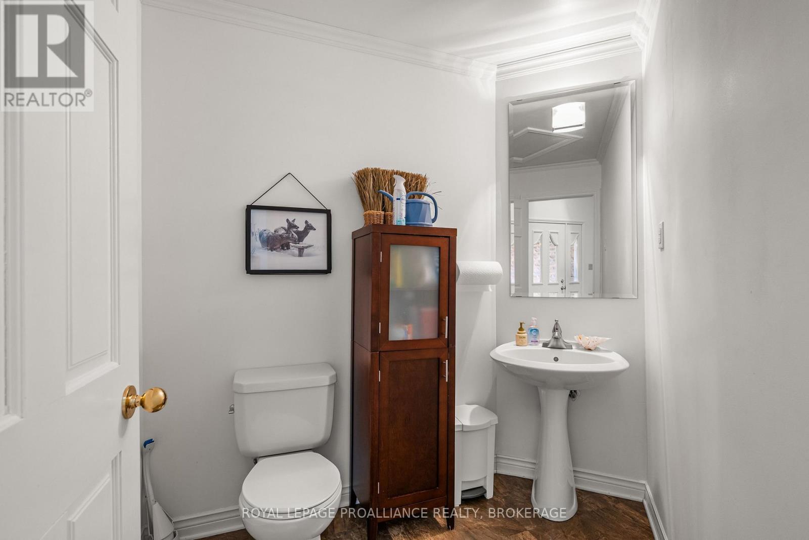 3570 Desert Lake Road, Frontenac (Frontenac South), ON - Indoor Photo Showing Bathroom