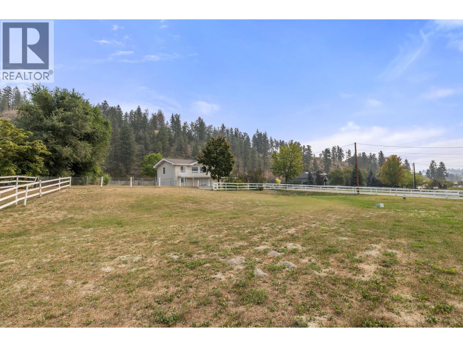 535 Curtis Road, Kelowna, BC - Outdoor With View