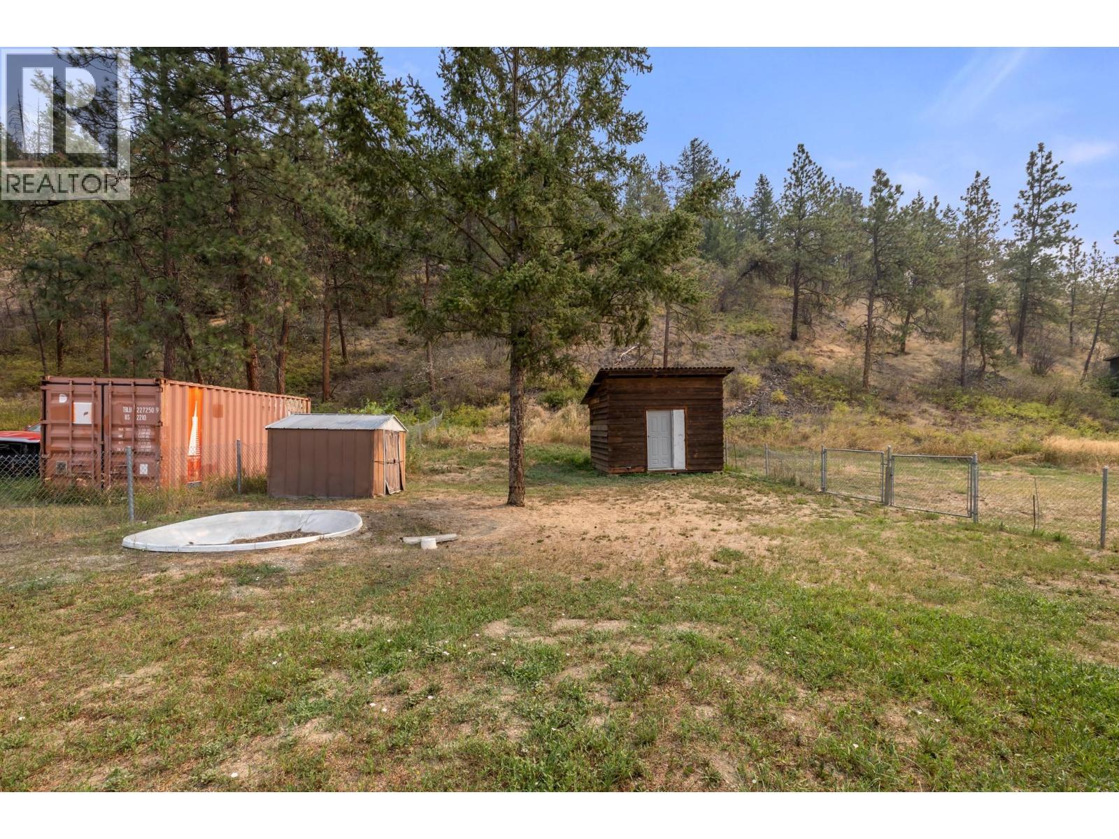 535 Curtis Road, Kelowna, BC - Outdoor