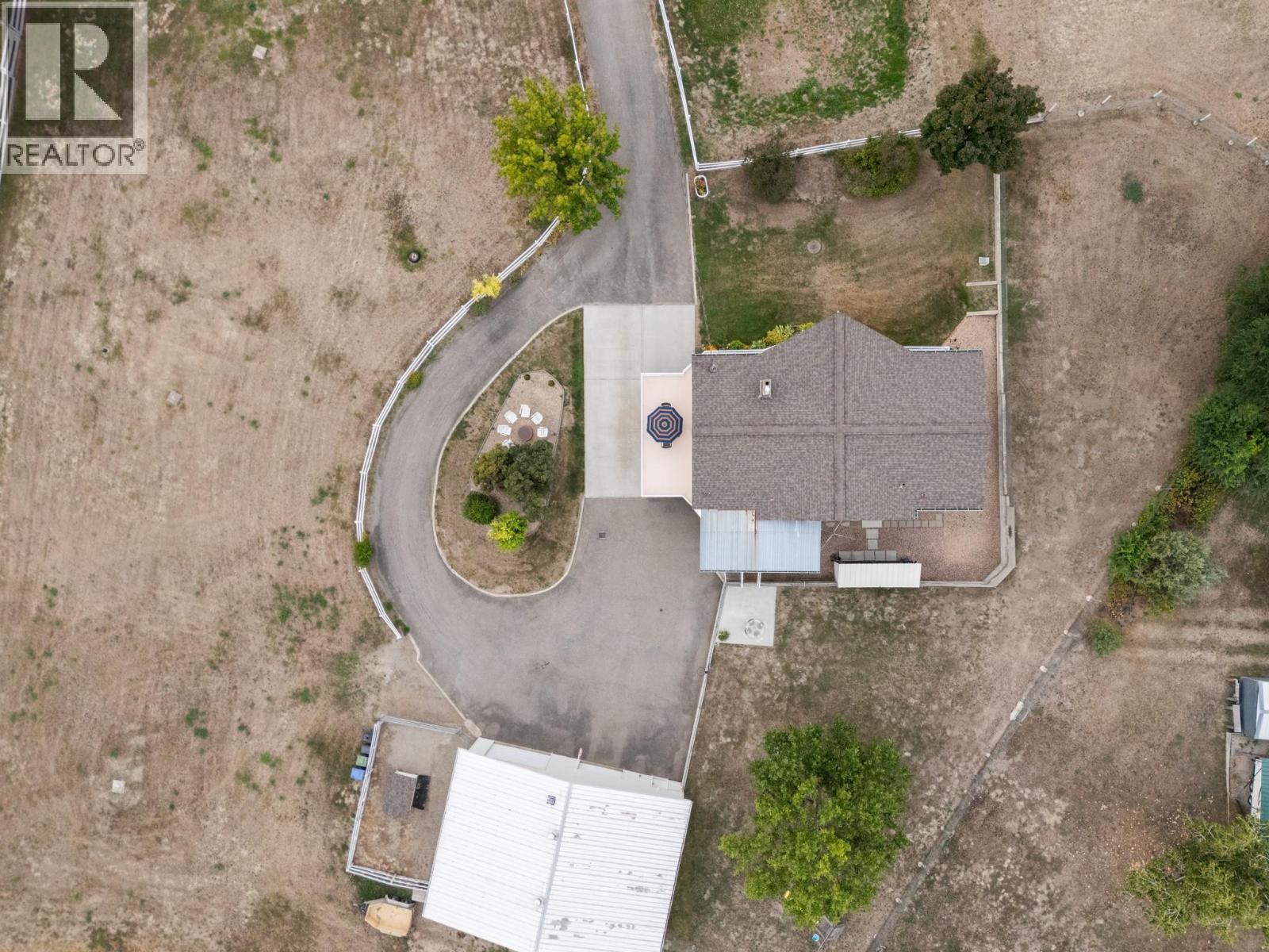 535 Curtis Road, Kelowna, BC - Outdoor