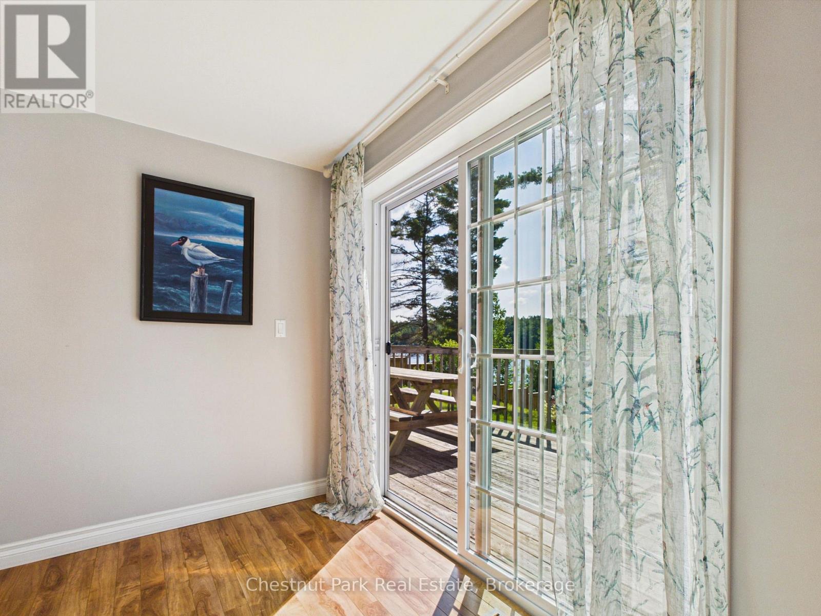 1014 Kelly Road, Lake Of Bays (Mclean), ON - Indoor Photo Showing Other Room