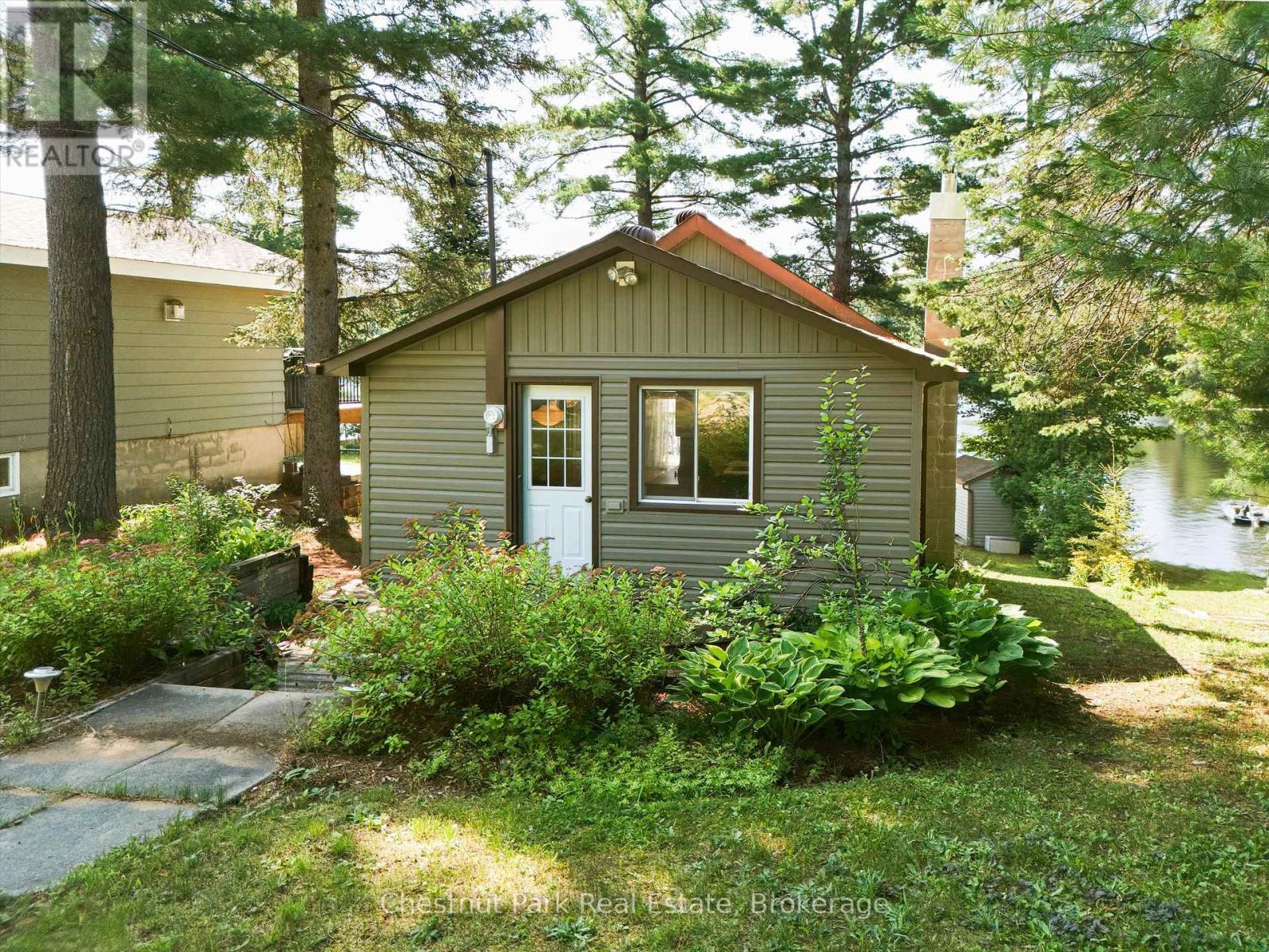 1014 Kelly Road, Lake Of Bays (Mclean), ON - Outdoor